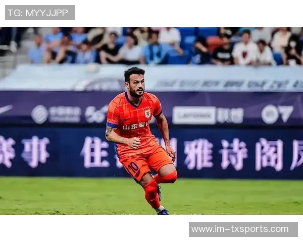 瓦科荣膺中超赛季最佳球员泰山队续约前景乐观